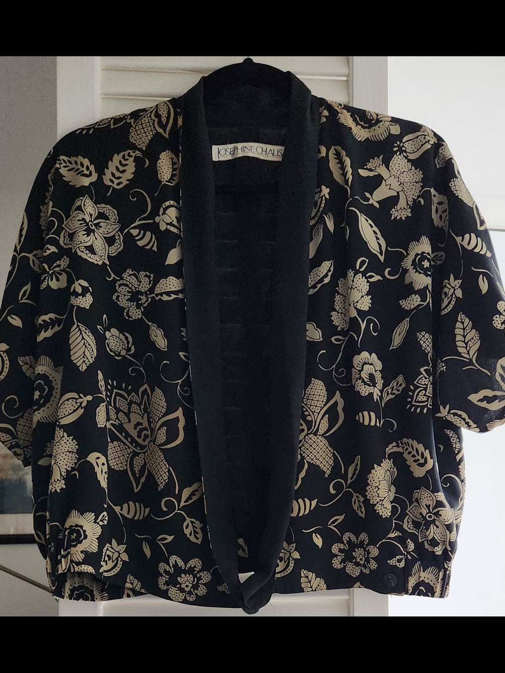 VINTAGE Josephine Chaus Black &  Taupe Floral Open-Front Shrug & Skirt